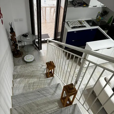 Sunsea House לינה וארוחת בוקר קופאנלו